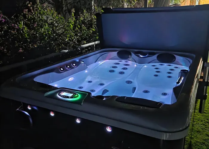 Ayios Elias Maisonette *