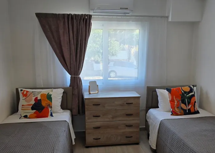 Ayios Elias Maisonette *